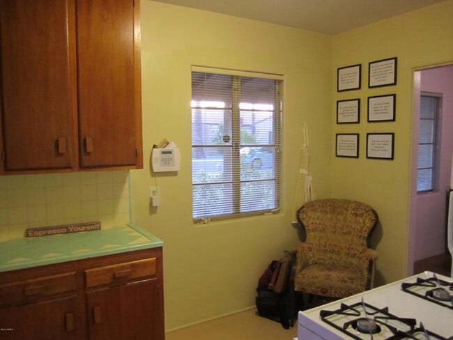 Building Photo - 1719 S El Camino Dr