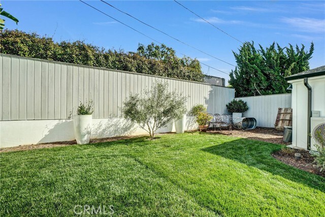 Building Photo - 1260 Brangwyn Way