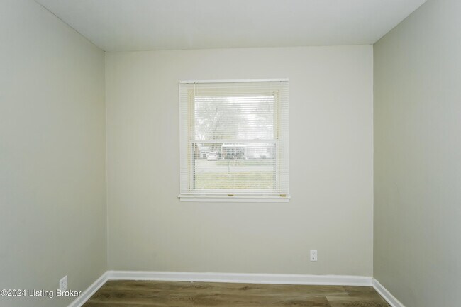 Building Photo - 5304 Rural Way