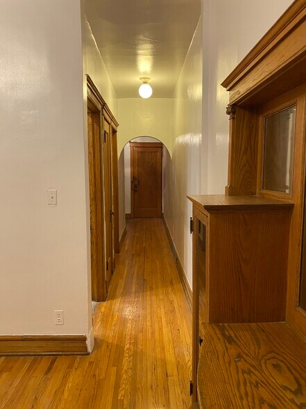 hallway - 5704 S Kimbark Ave