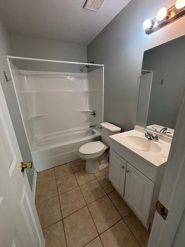 Building Photo - 3-Bedroom, 2-Bath Home on a Private 1-Acre Lot with 2-car garage  - Water Included