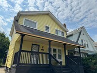 Building Photo - 2447 Leslie St