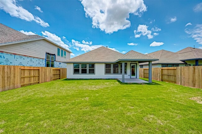 Building Photo - 24010 Barnett Overlook