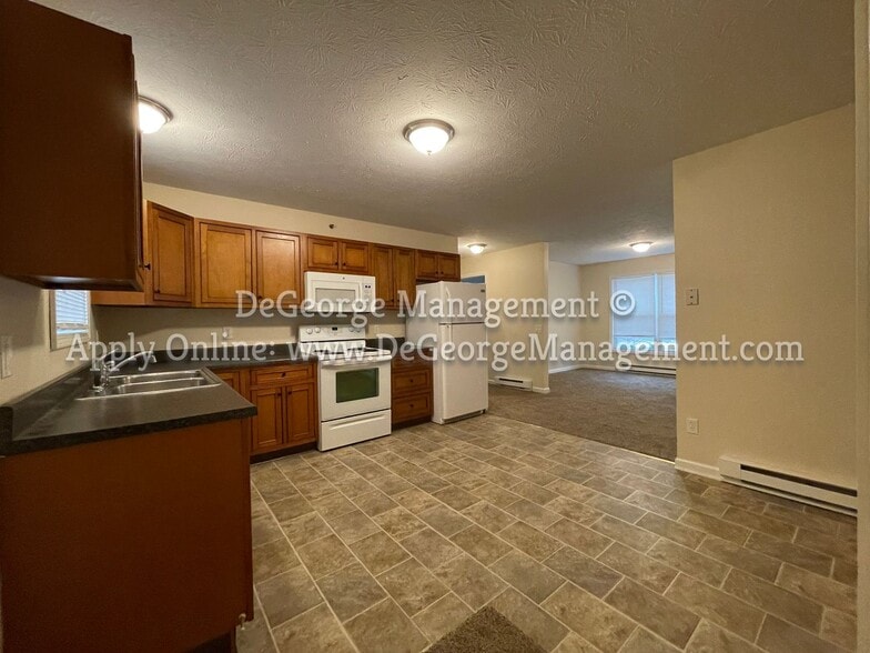 Interior Photo - Big Tree Apartments