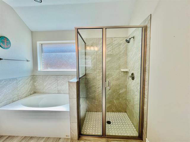 Building Photo - 110 Frank St