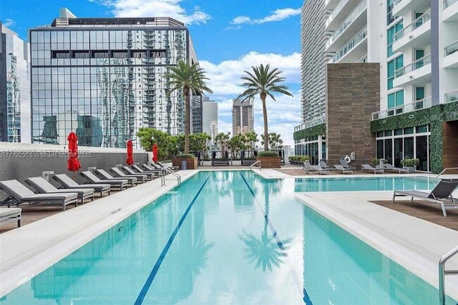 Building Photo - 1080 Brickell Ave