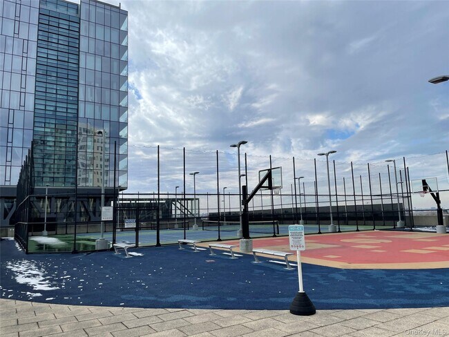 Building Photo - 40-22 College Point Blvd