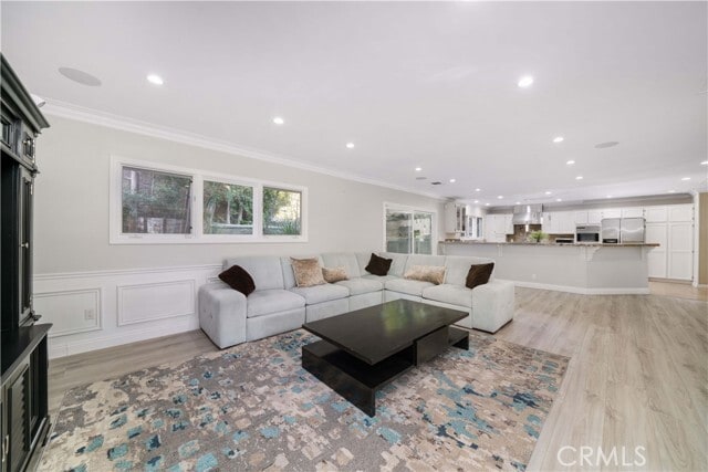 Building Photo - 2714 Club Dr