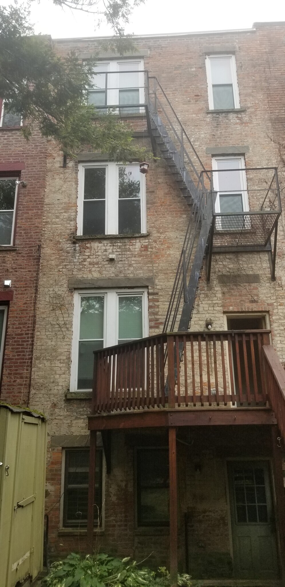 Building Photo - 277 Hudson Ave