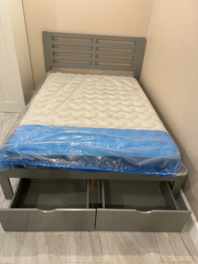 Building Photo - 869 Honolulu Woods Ln