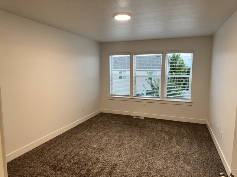 Building Photo - 1913 S 1280 W