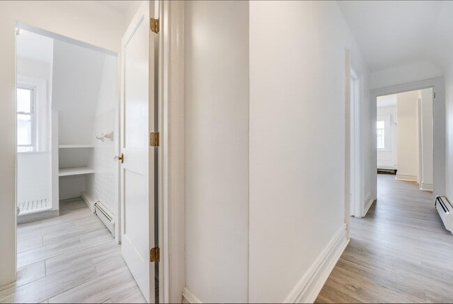 Building Photo - 304 Fulton Ave