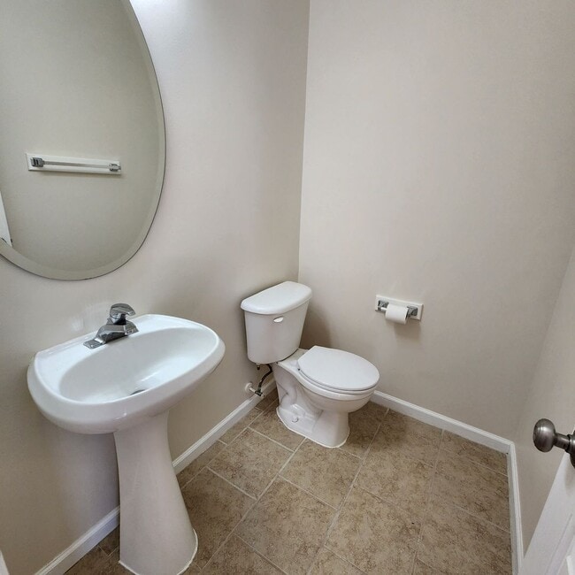 Building Photo - Beautiful Home for rent Durham NC