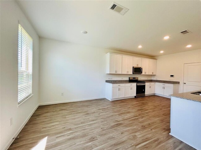 Building Photo - 1009 Laguna Cv Dr