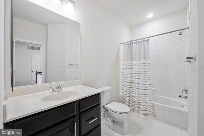 Building Photo - 24575 Rosebay Terrace