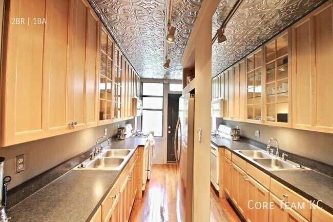 Building Photo - 3818 Walnut St