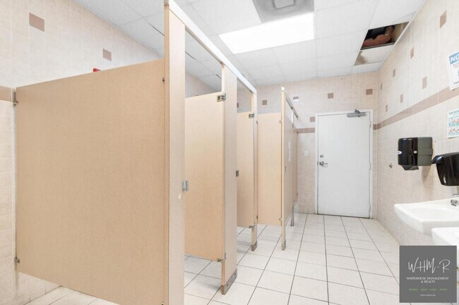 Building Photo - 926 Quincy St