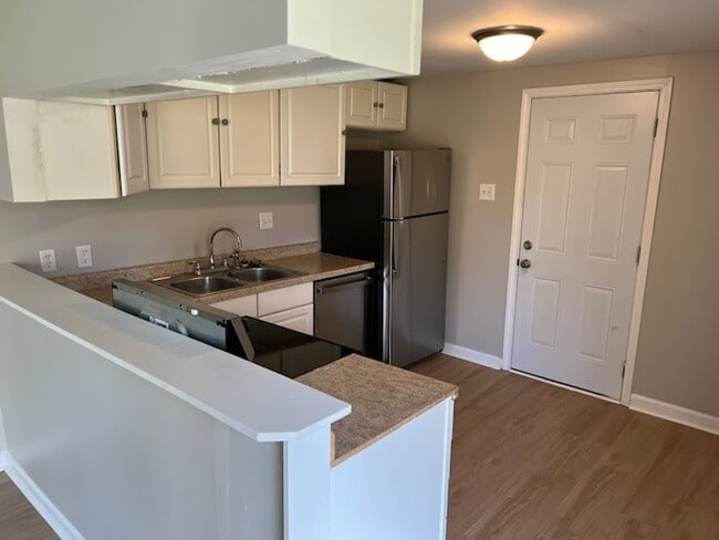 Building Photo - 311 Burke Ave