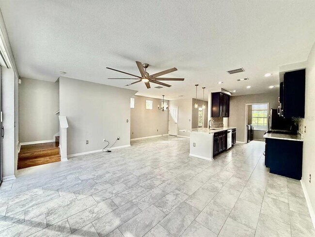 Building Photo - 10653 Marsha Dr