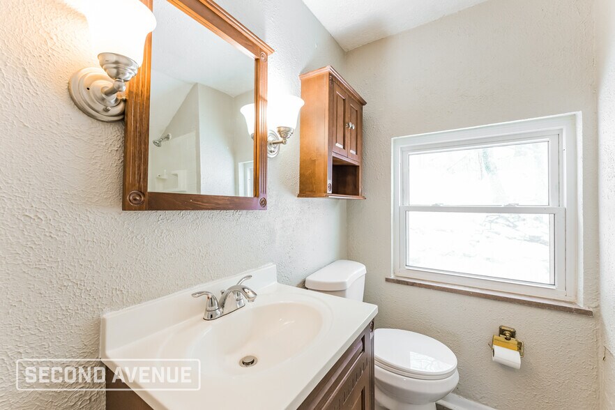 Building Photo - 5716 Brinley Dr