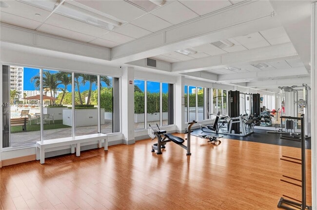 Building Photo - 2801 NE 183rd St