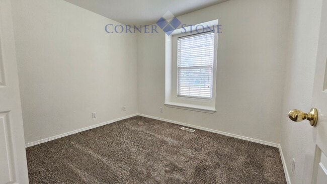 Building Photo - Fantastic Home in Boise!