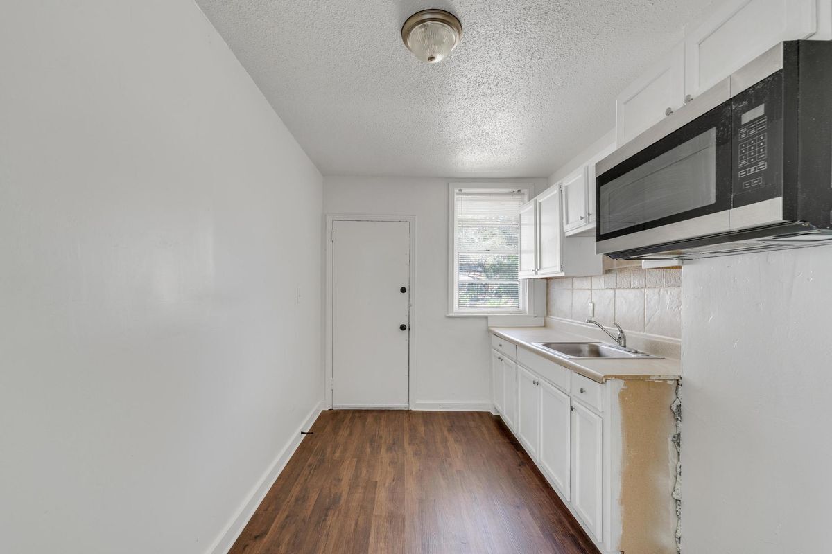 Building Photo - 3173 3rd St Cir S