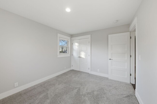 Building Photo - 3310 Plateau Pl