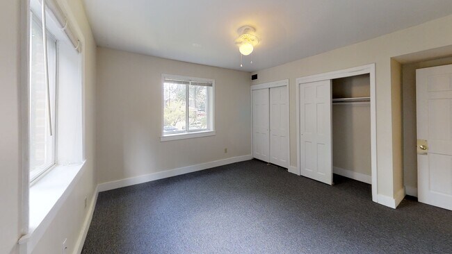 Building Photo - 331 E 18th Ave
