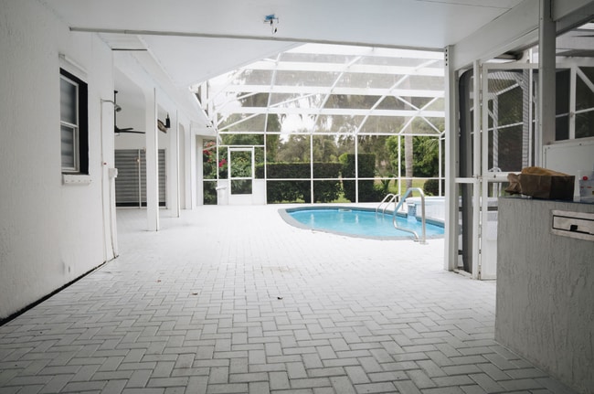 Building Photo - 3168 Whisper Wind Dr