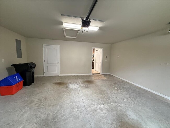 Building Photo - 6389 SW 48th Dr
