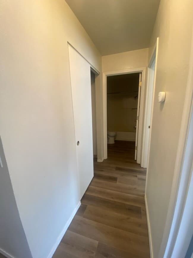 Building Photo - Fantastic 2-Bedroom, 1-Bath Apartment With W/D Hookups in Creswell!