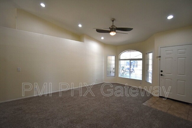 Building Photo - 2895 E Toledo Ct