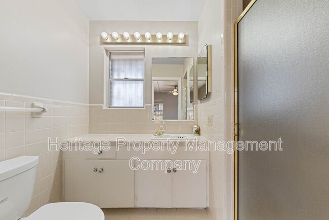 Building Photo - 303 Marquis Ln