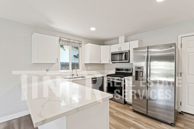 Building Photo - 2771 Wissemann Dr