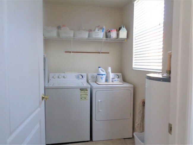 Building Photo - NEW PRICE! Venice Island 3BR/2BA 3rd Floor End Unit Condo