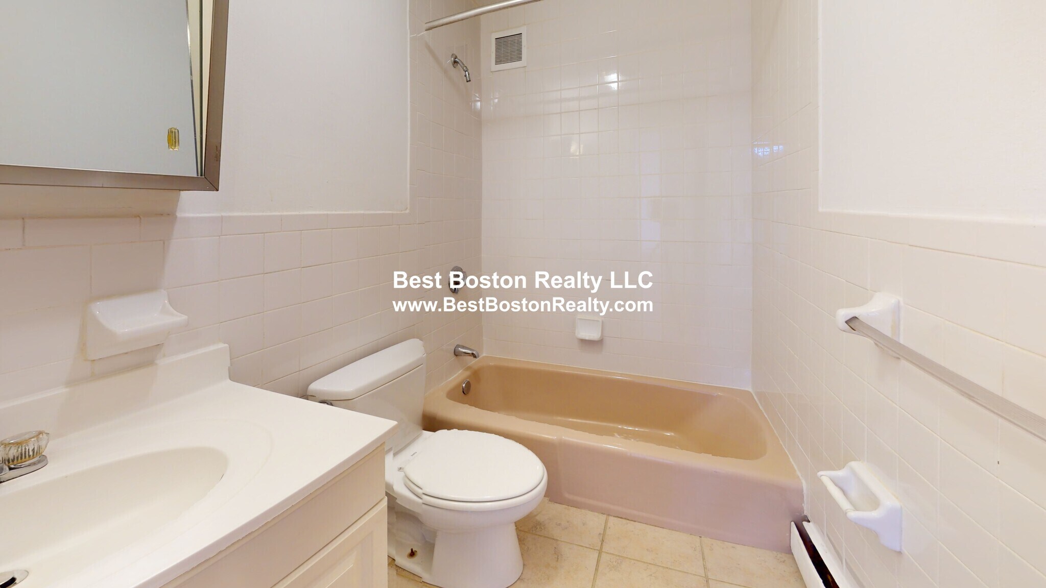 Building Photo - 435 Shirley St