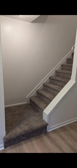 Building Photo - 18043 Golden Spring Ct