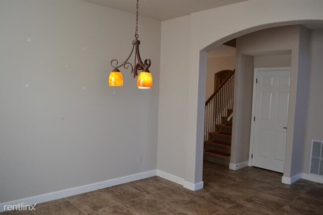 Building Photo - 4 br, 3 bath House - 3297 Red Ash Cir UNIT