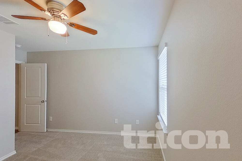 Building Photo - 848 Glover Dr