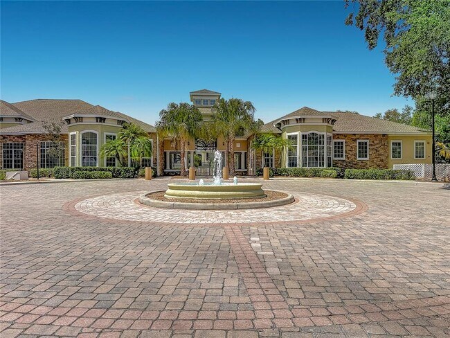 Building Photo - 10201 Courtney Palms Blvd
