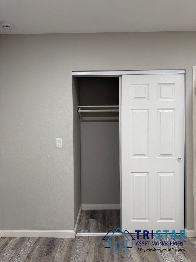 Building Photo - Upgraded 1BD/1BA Apartment in Lakeside, CA - 1/2 Off Move-In Special!