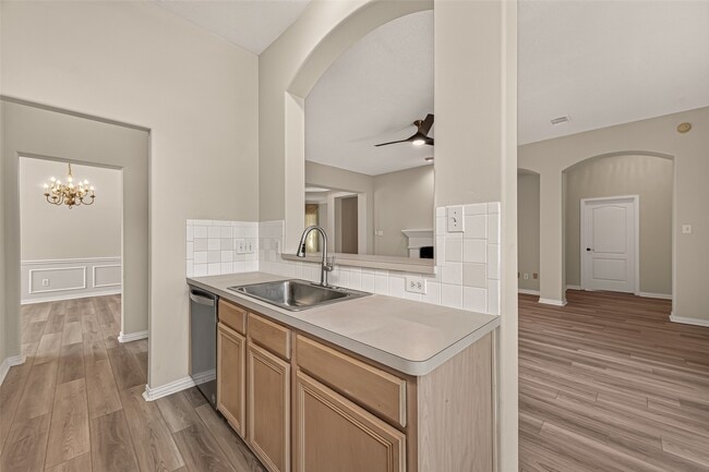 Building Photo - 2607 Plantation Hollow Ct