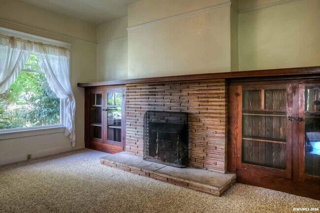 Building Photo - 342 NW 29th St