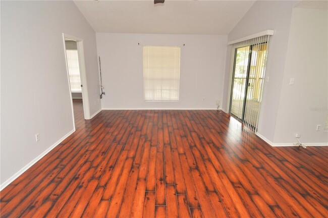 Building Photo - 8605 Mallard Reserve Dr