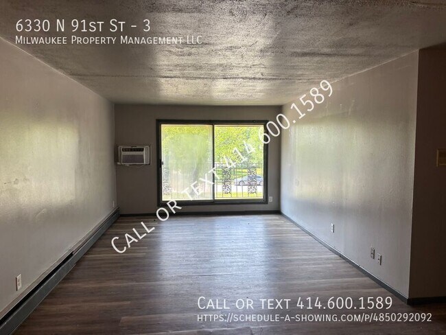 Building Photo - 6320-6330 N 91st St