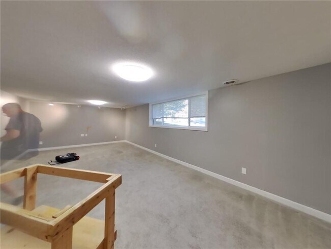 Building Photo - 3820 Union Terrace Ln N