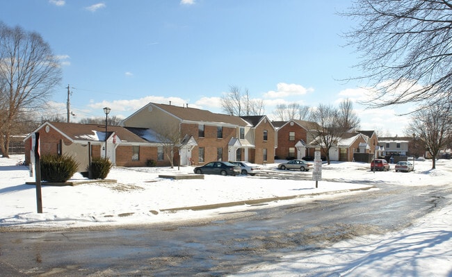 Building Photo - Lawrence Commons Apartments