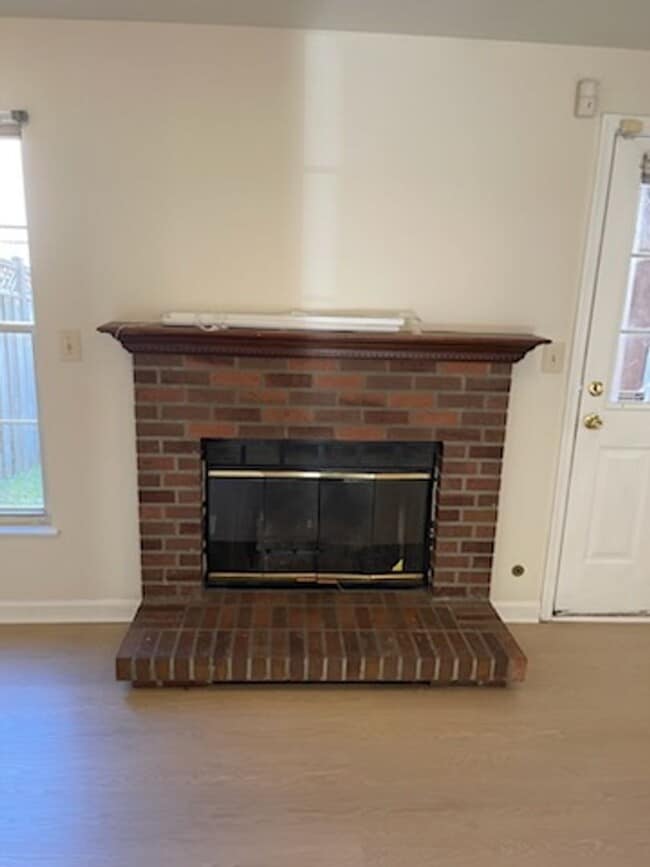 Building Photo - 4136 Hummel Way