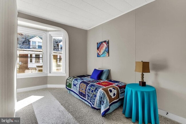 Building Photo - 3-bedroom in York City